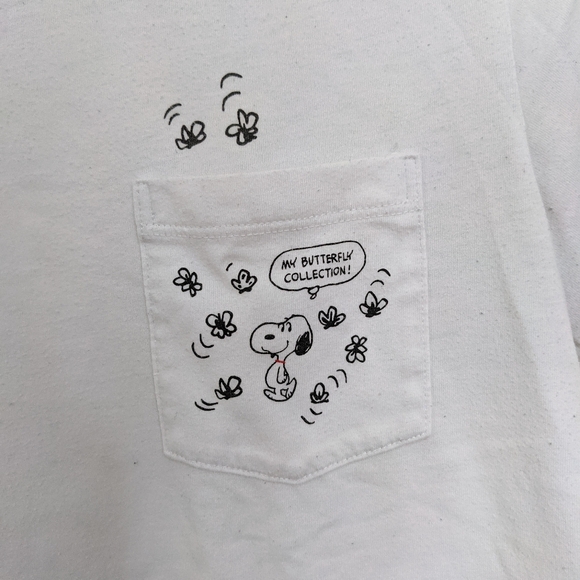 UNIQLO snoopy peanuts women's white tshirt - Picture 2 of 6